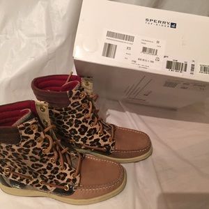 Sperry | NIB sneaker