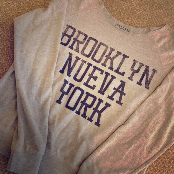 Sweaters - ❤️2 For $8❤️Oversized Sweater