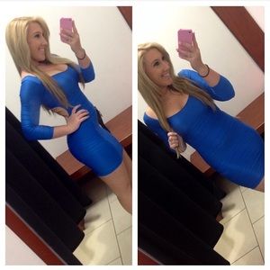 💙Beautiful blue BeBe dress💙