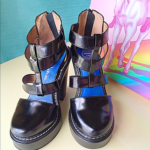 ❌SOLD❌!!🙀Jeffrey Campbell Farber in Black