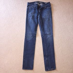 AE Size 2 Skinny Jean