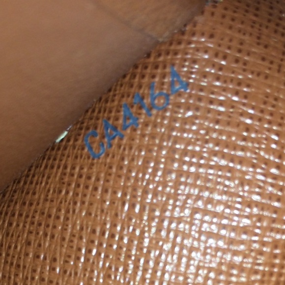 SOLD- Authentic Louis Vuitton Passport Cover - Picture 4 of 4