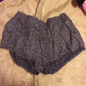 Blue print high waisted shorts