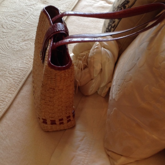 BRIGHTON TOTE BAG - Picture 2 of 4