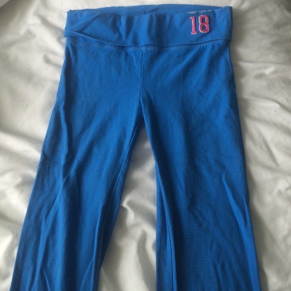 Abercrombie blue yoga pants