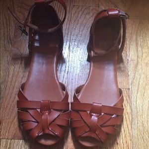 Huarache Sandals in Cognac