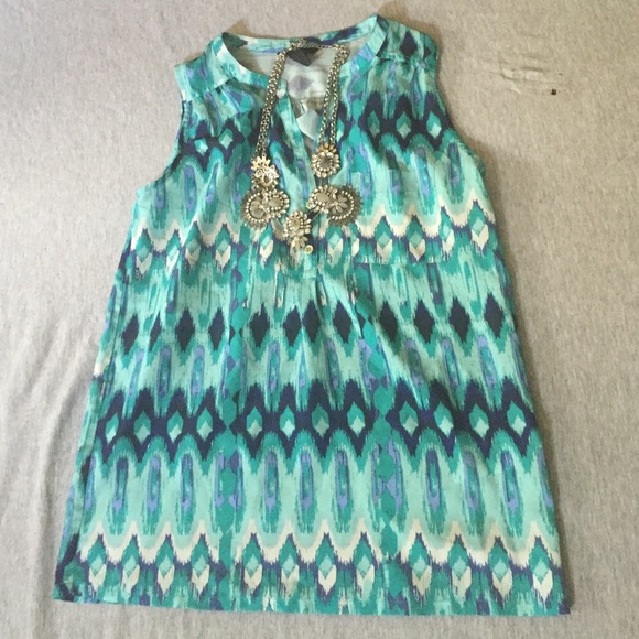 H&M Sleeveless Top - Picture 2 of 2