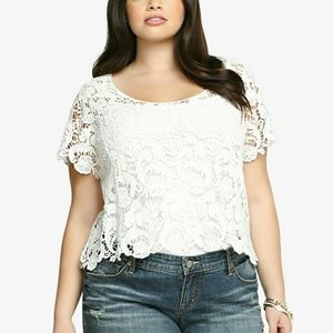 *SUMMER READY* Crochet Crop Top