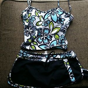 NWOT Two piece swimsuit
