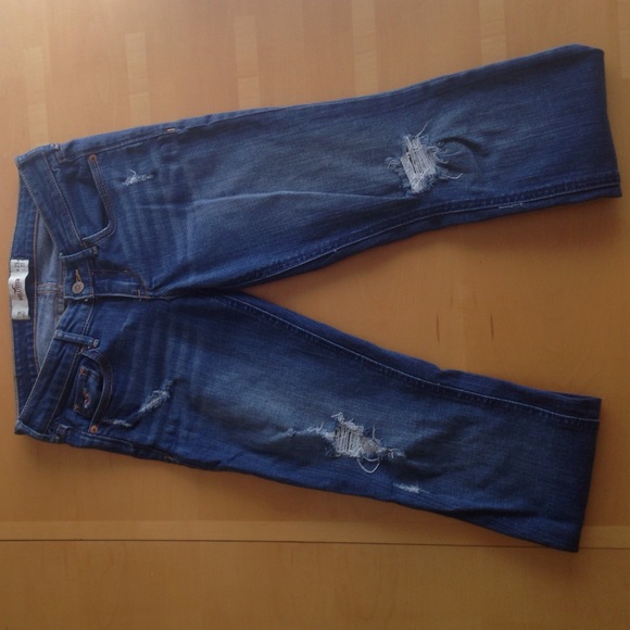 Destroyed denim jeans