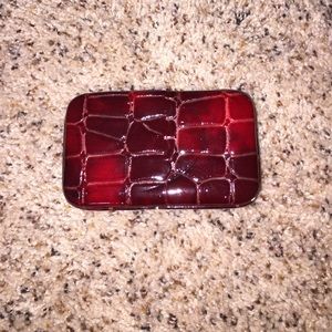 Small ID/credit card wallet