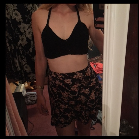 Custom crochet tops Coachella-styled - Picture 2 of 4