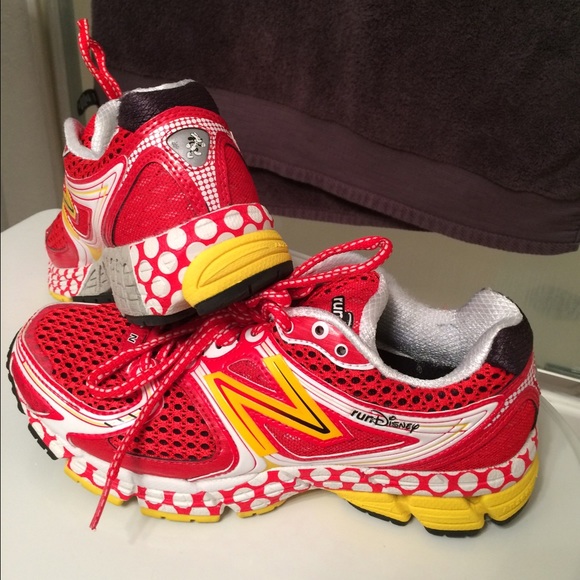 Limited Edition runDisney NB Minnie Sneakers
