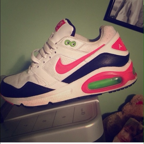 Nike Air Max women's size 7.5