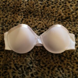 white strapless push-up bra