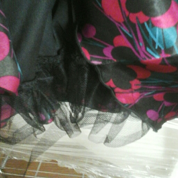 BLACK PRINT DRESS - Picture 3 of 4