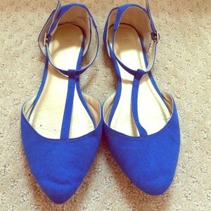 GAP blue suede t-strap flats