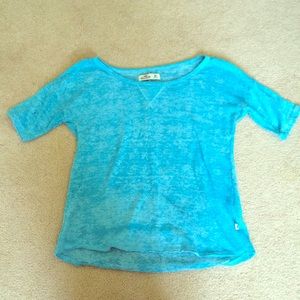 Hollister top