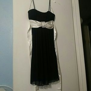 Black and white dressy dress