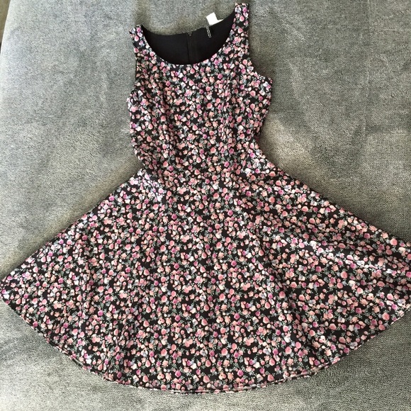 NWT floral dress
