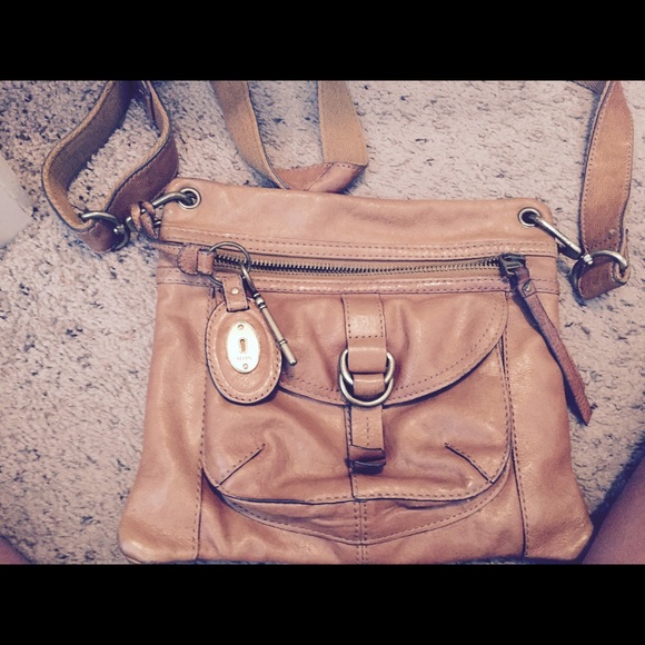 Fossil cross body bag