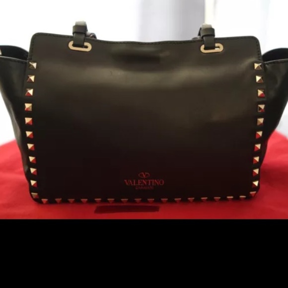 SOLD!! Authentic Valentino Rockstud Handbag! - Picture 4 of 4