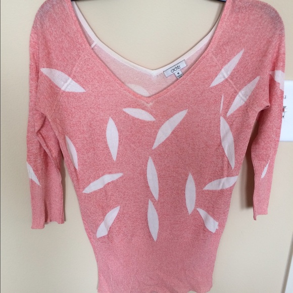 Cache 3/4 length coral top