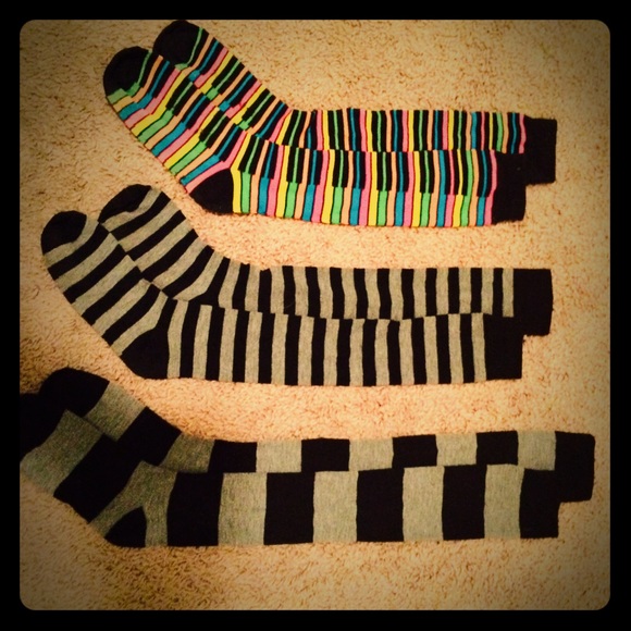 ⭐️BUNDLE⭐️ Long Socks.