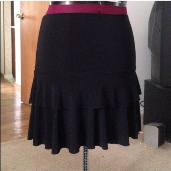 🖤 Black Tiered and Ruffled Skirt