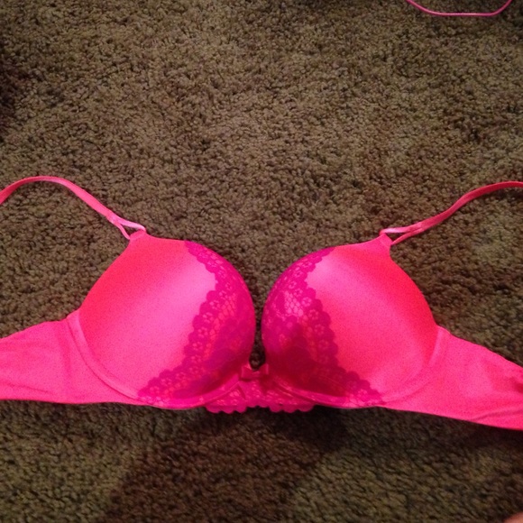 Worn once Victoria's Secret miraculous push-