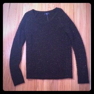 Black gap sweater with gold accents