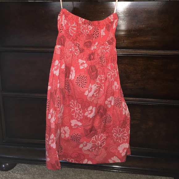 Strapless dress