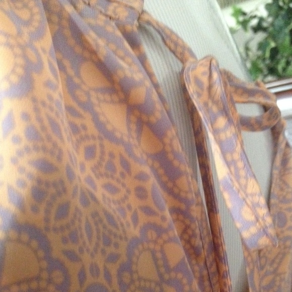 The limited top - Picture 4 of 4