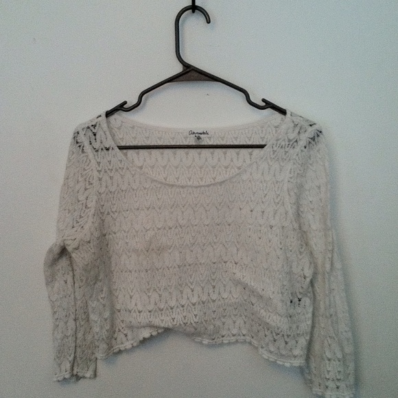 White crop top