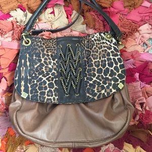Jessica Simpson cross bag