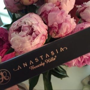 Anastasia Brow Wiz Dark Brown