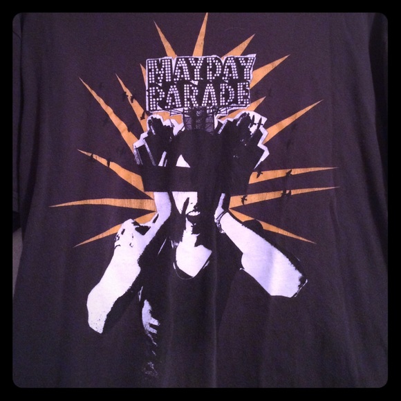 Mayday Parade Tee ✌🏼️