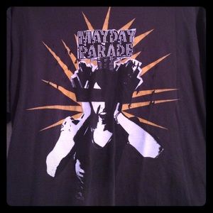 Mayday Parade Tee ✌🏼️