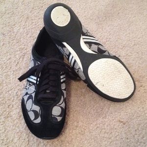 Coach shoes size 8