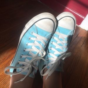 baby blue converse