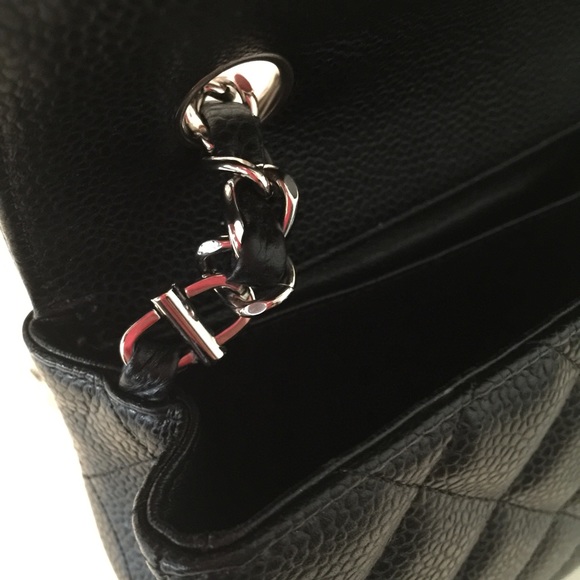 **SOLD**Chanel Classic Caviar East West Flap - Picture 4 of 4