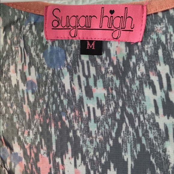 Tank top with sheer back - Picture 3 of 3