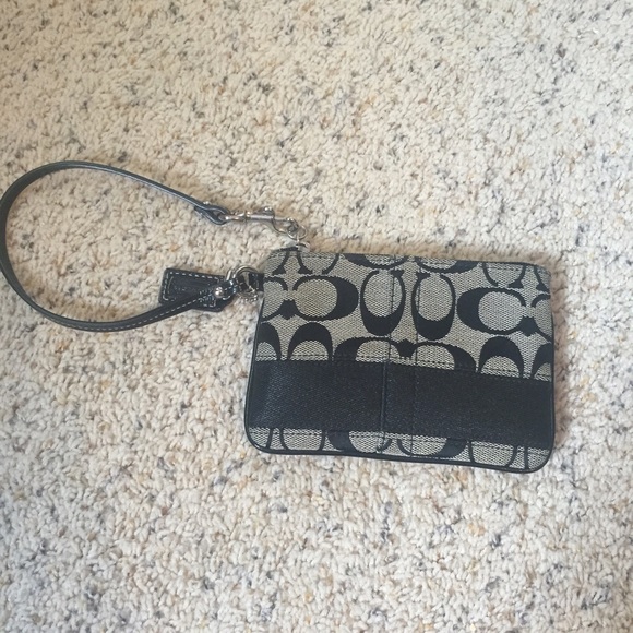 Black Coach Wristlet - Picture 1 of 2