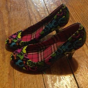 Cleaning out my closet!