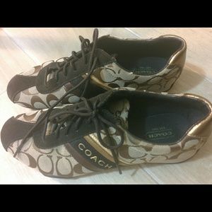 COACH shoes BRAND NEW 9M
