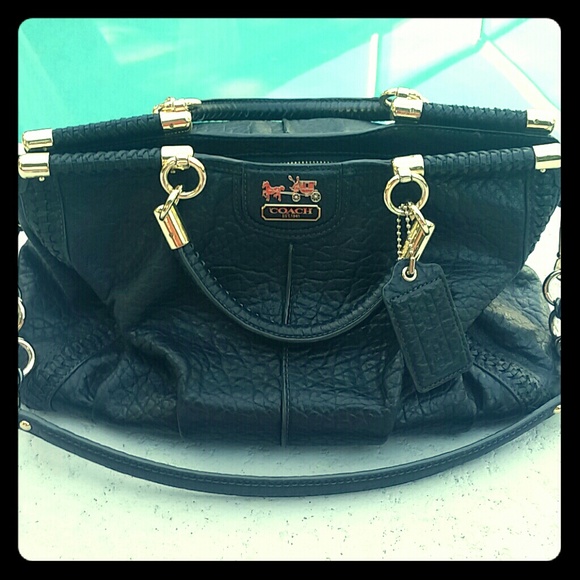 Gorgeous leather Coach Purse ( black and gold )big
