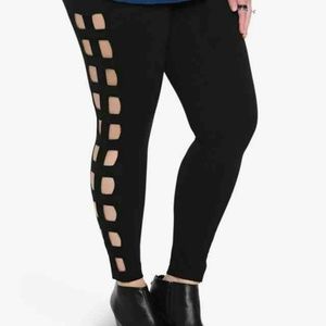 SALE!!! BOGO 50% off!!! Torrid leggings sz 0x