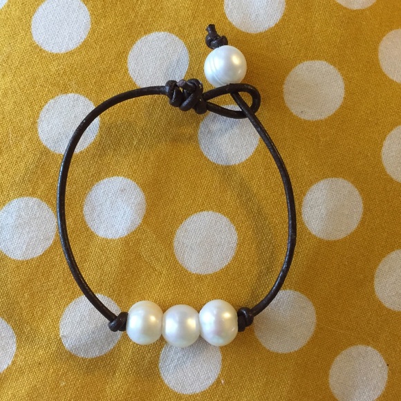 3 beaded Seaside Pearl bracelet