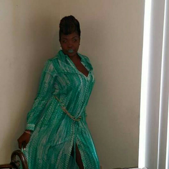 Button Front Dress - Picture 2 of 2