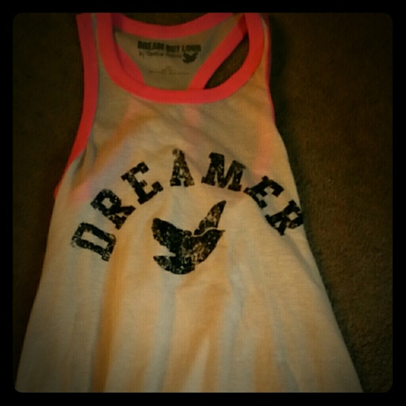 Tank top saying dreamer
